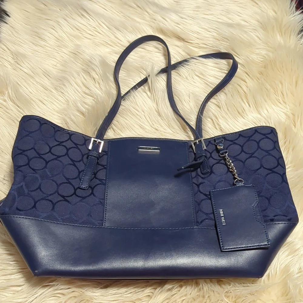 Blue Nine West bag purse tote with Id card hang tag - Picture 1 of 6